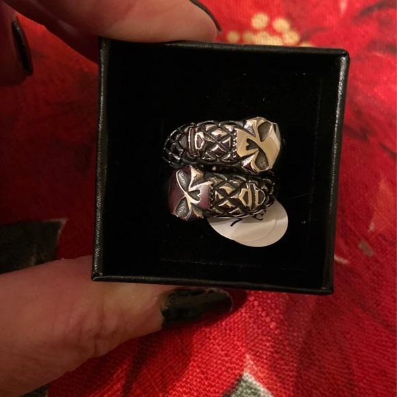 HD Skull Unisex Rings - Picture 8 of 9